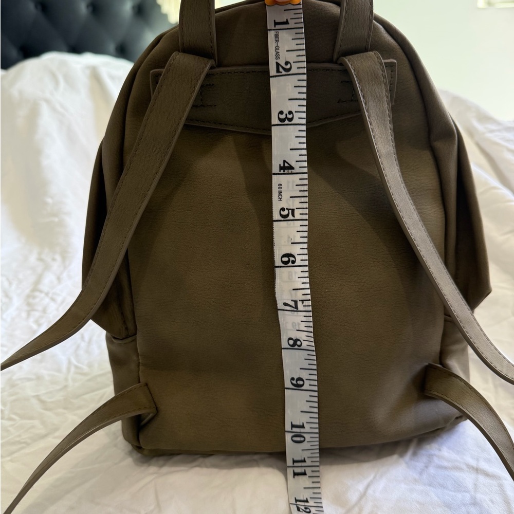 Universal Thread Backpack with Front Zip Pocket - image 10